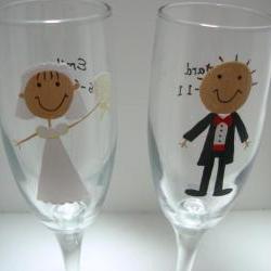 Bride and Groom Champagne Flutes Handpainted Personalized